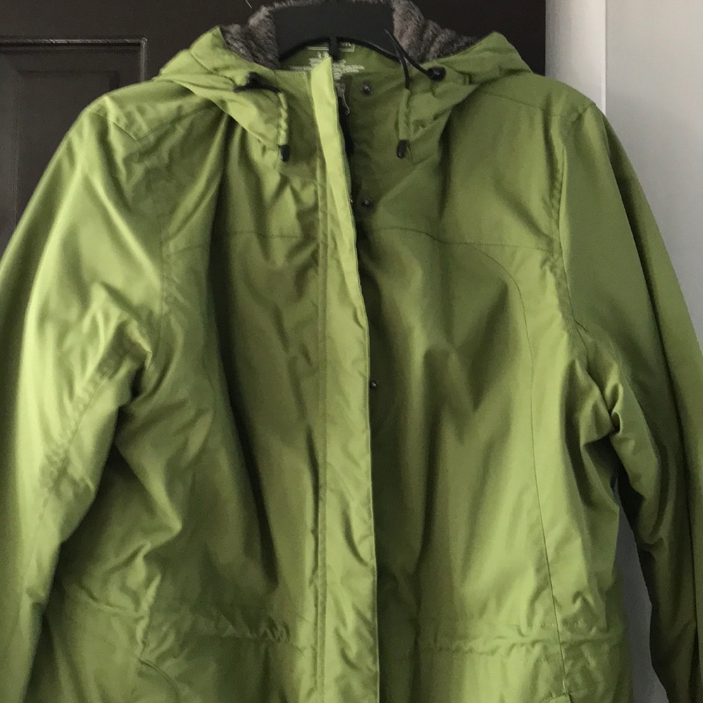 Women’s LL Bean winter parka - L